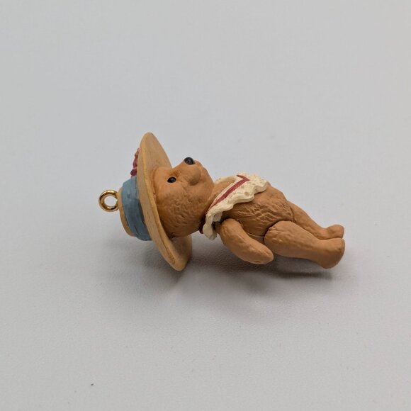 Hallmark Keepsake Teddy-Bear Style 1998, 2nd in Series, Victorian Style Ornament - Picture 3 of 10